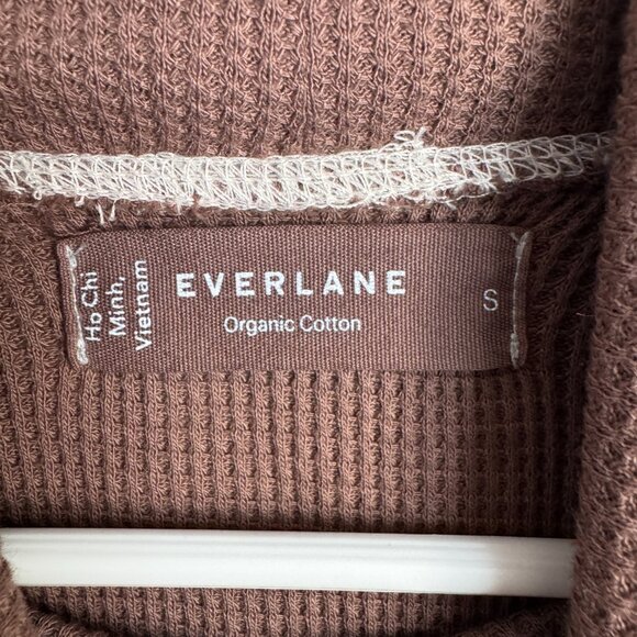 The Organic cotton Turtleneck Waffle Tee - Picture 2 of 3